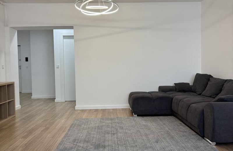 Location d’un appartement lumineux de 2 pièces, 75 m², quartier Pipera, Bucarest, Roumanie